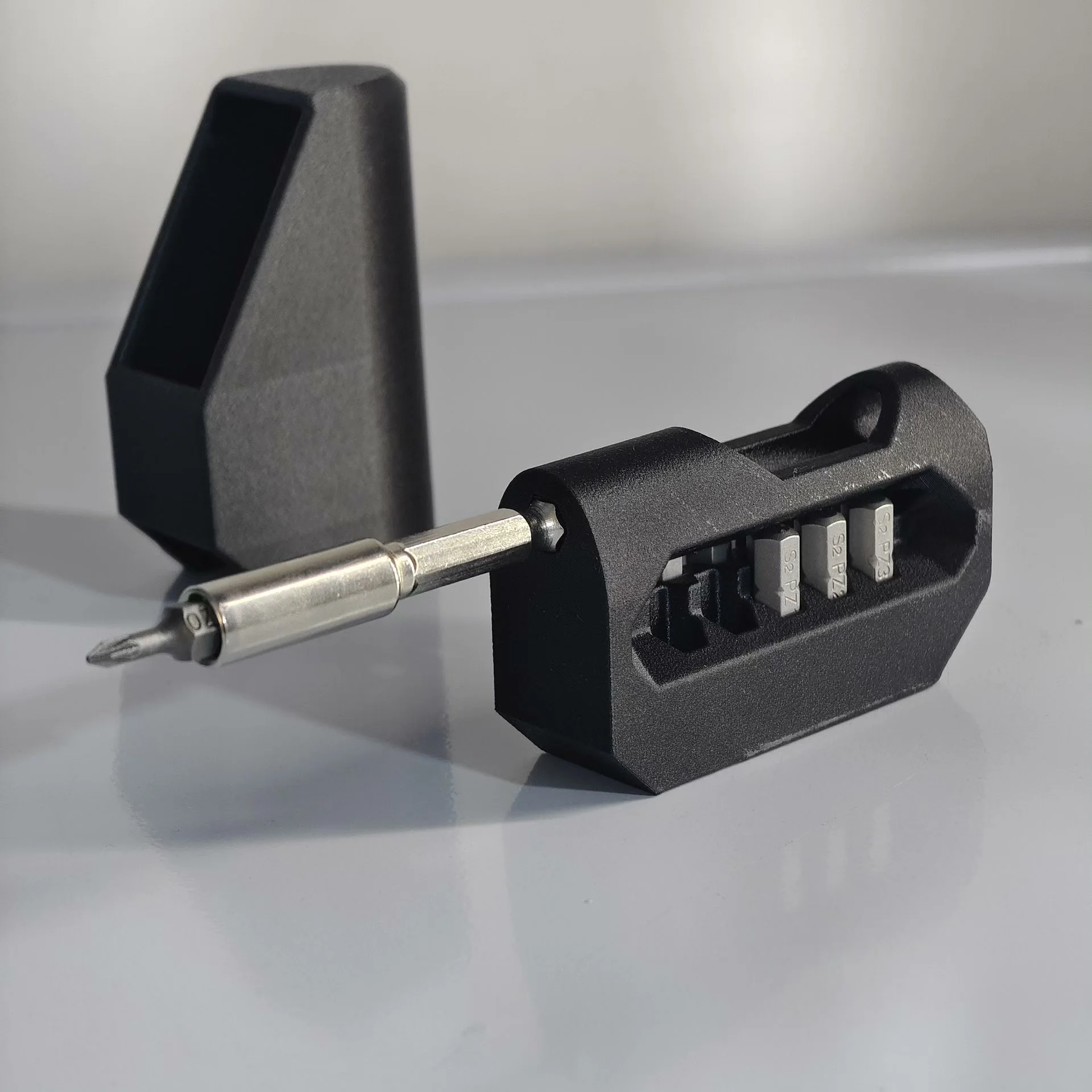 Organisateur de bits EDC impri - Edc Car Carry avis et prix