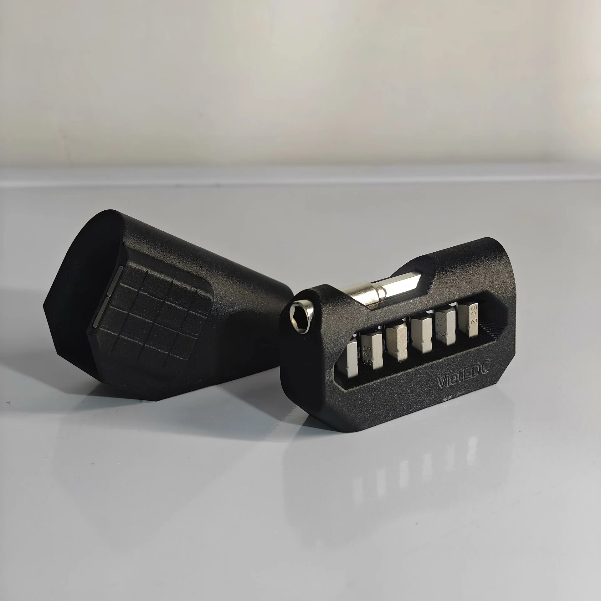 Organisateur de bits EDC impri - Edc Car Carry avis et prix