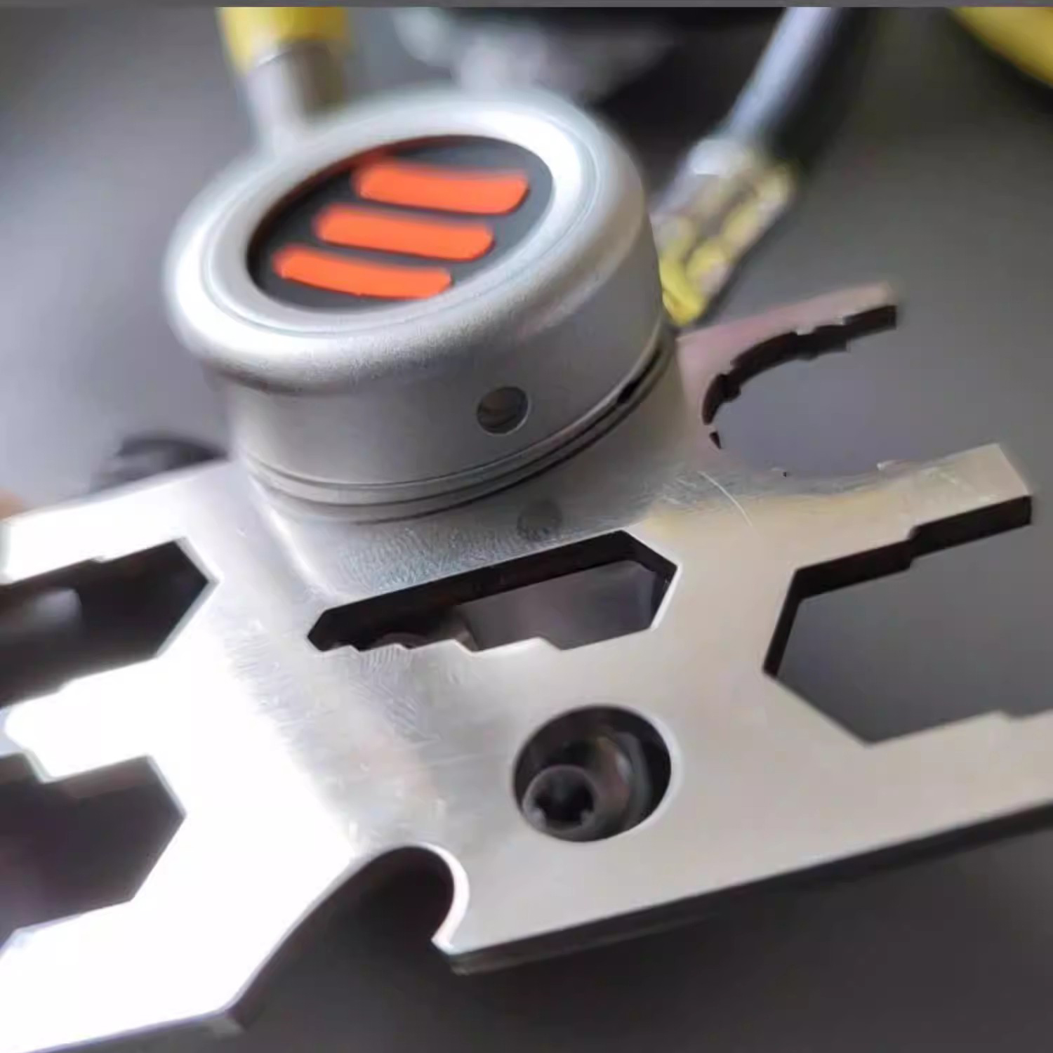 Ensemble de tournevis pour rég - Multitool Credit Card avis et prix