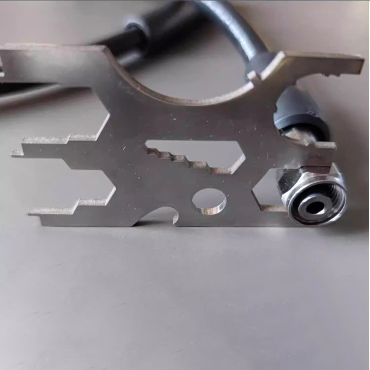 Ensemble de tournevis pour rég - Multitool Credit Card avis et prix